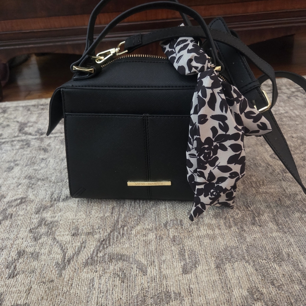 Black Steve Madden Purse